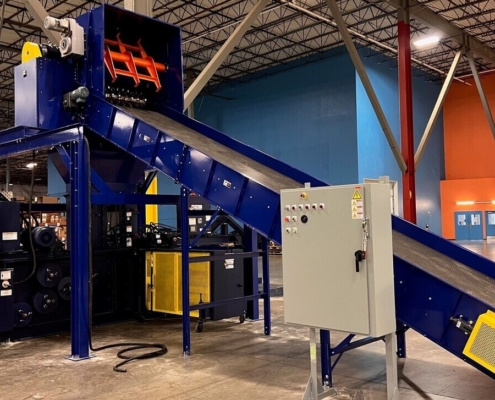 Tri-Shaft Cardboard Shredder Over Baler